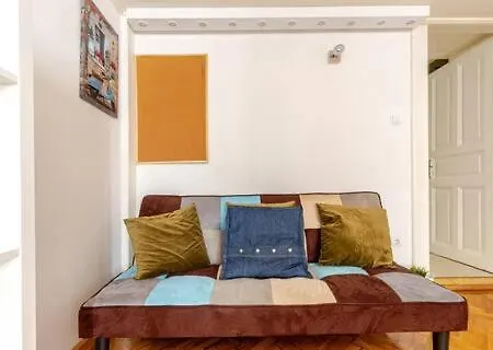 Apartamento Vibrant Center *