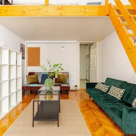 Apartamento Vibrant Center *